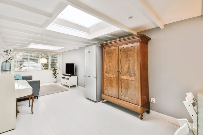 Lovely room with a skylight